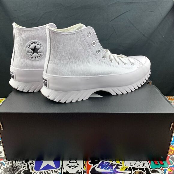 Converse Lugged 2.0 Leather All Star Women's Various Sizes - Picture 3 of 13